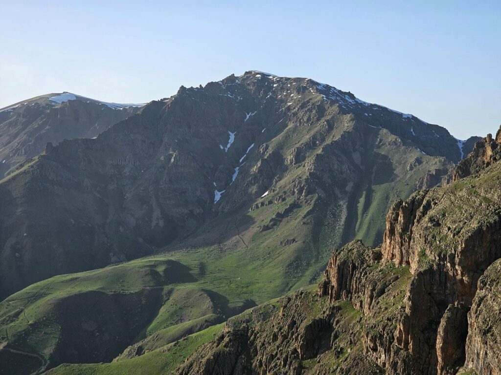 Քարկատար լեռ