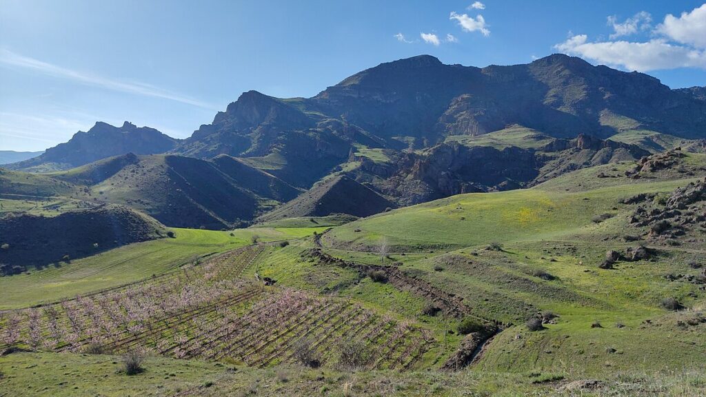 The mountains and fields north of Rind Village